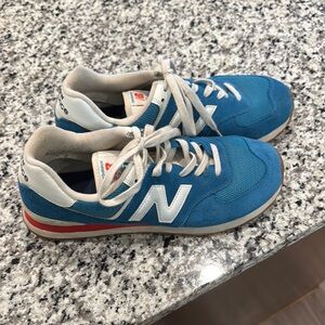 New balance, tennis shoes like new